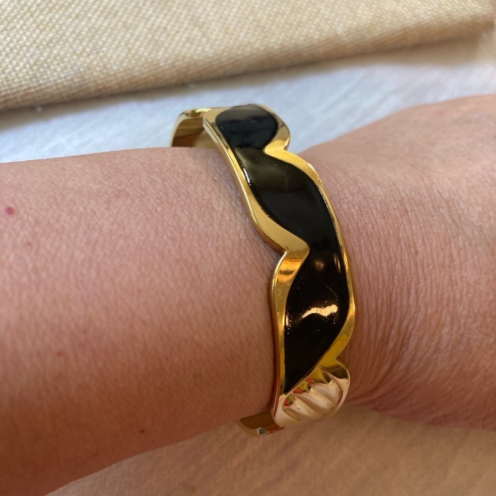 Vintage Avon‎ Black & Goldtone Cuff Bracelet